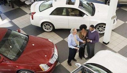 反觀汽車越來越便宜,為啥人們買車不熱情,網友:現實很無情